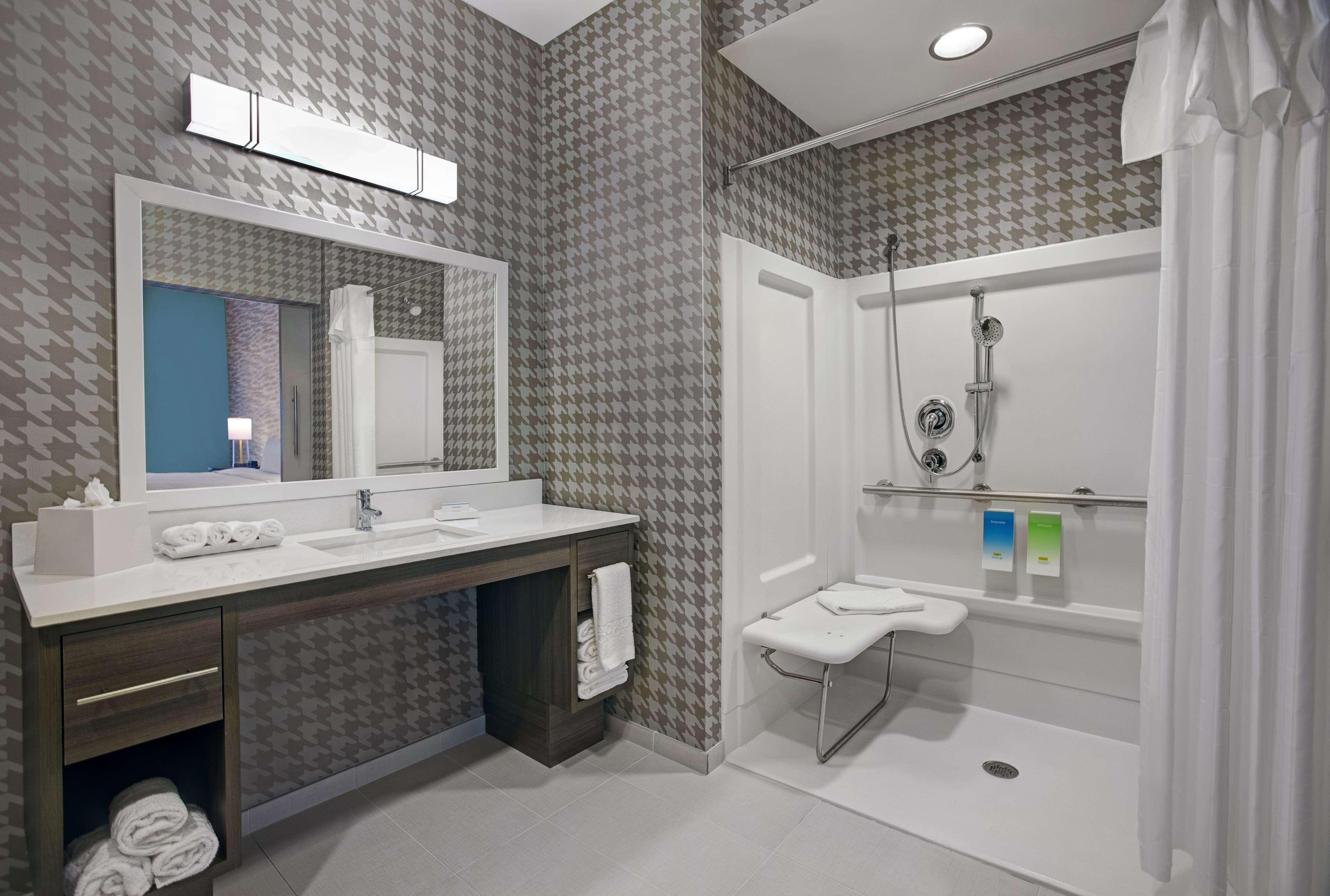 Home2 Suites By Hilton Richmond Luaran gambar