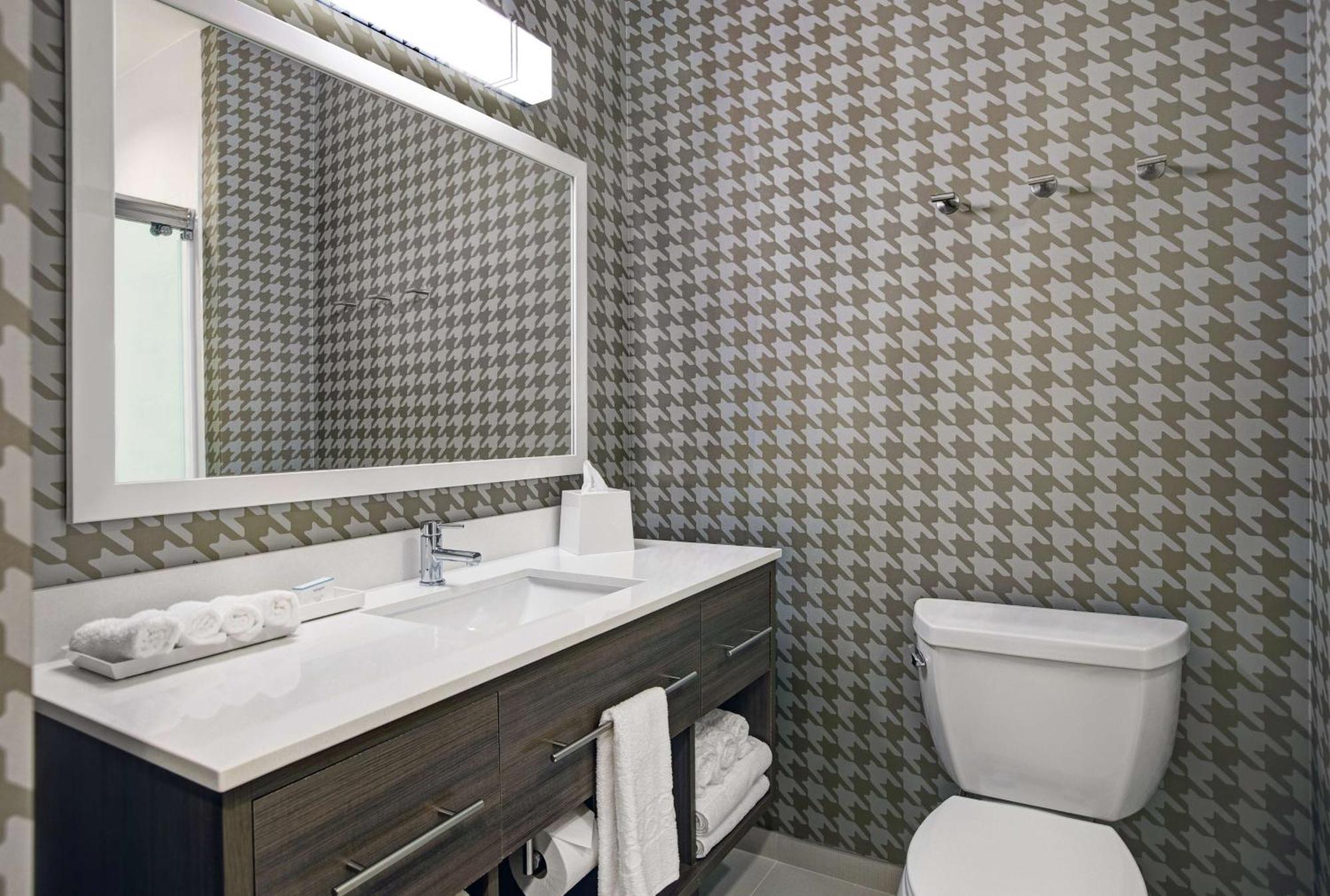 Home2 Suites By Hilton Richmond Luaran gambar